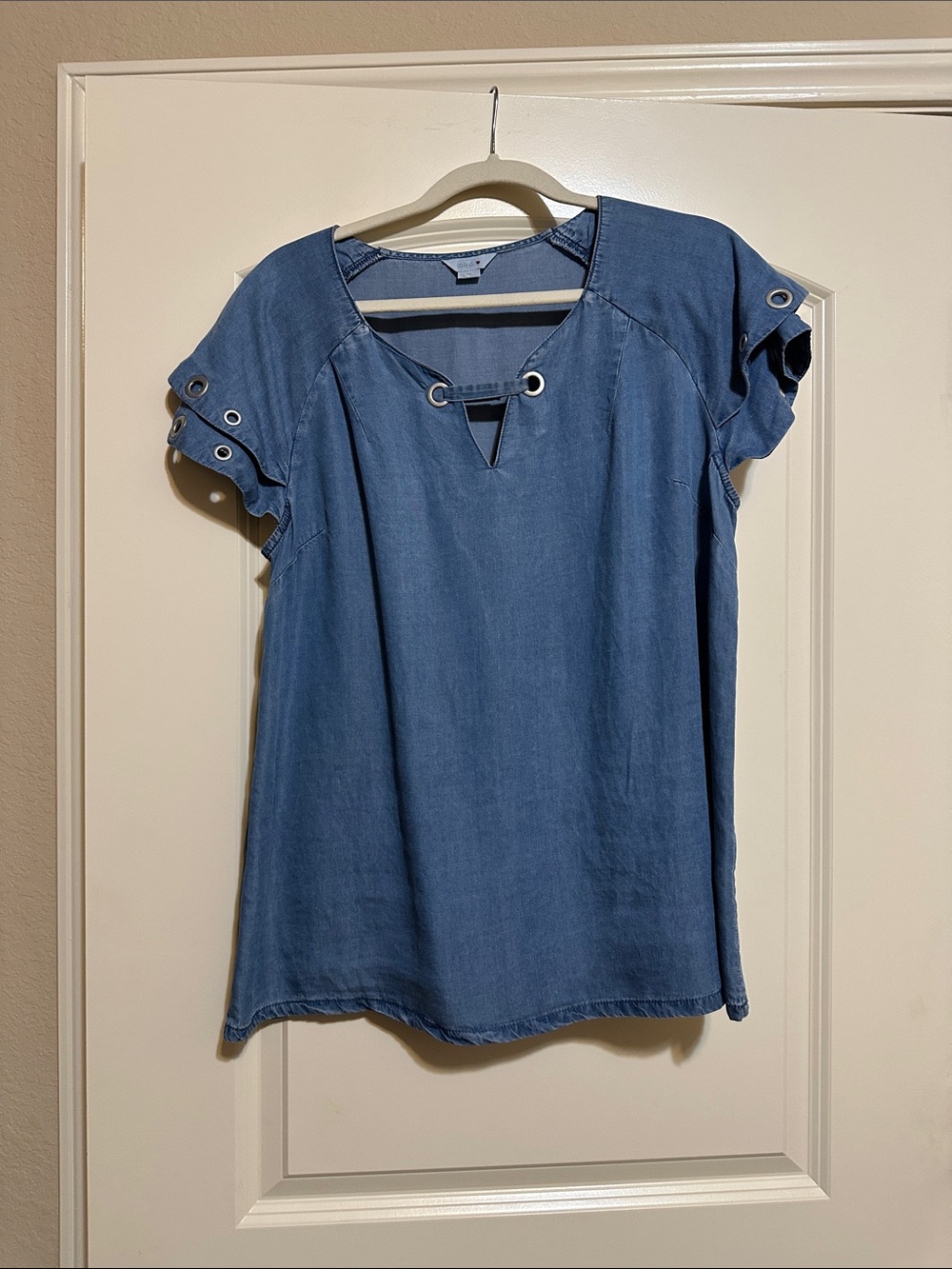 intro. Blue Roomy Short Sleeve Top with Grommet Accents
